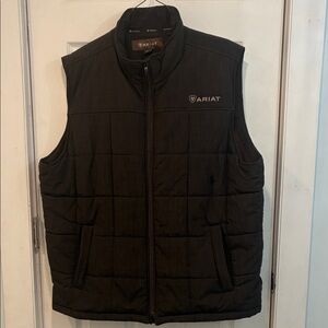 Ariat Men's Dark Quilted Vest conceal carry